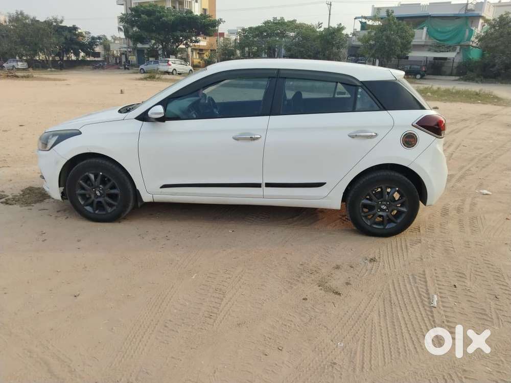 Hyundai I20 Sportz Plus Cvt, 2020, Petrol