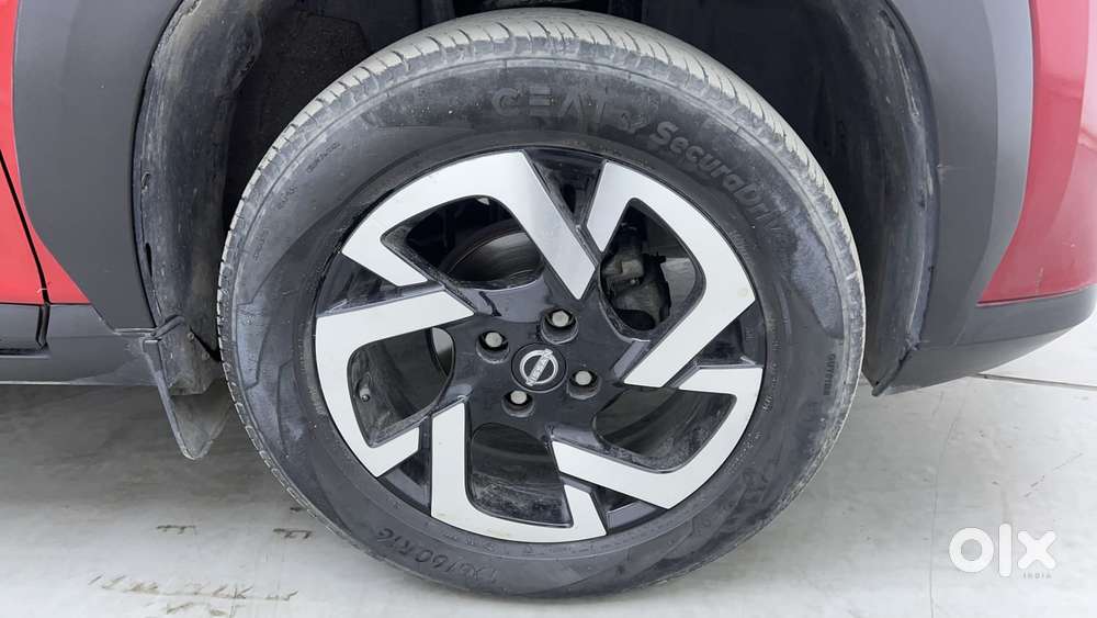 Nissan Magnite Xv Turbo, 2022, Petrol