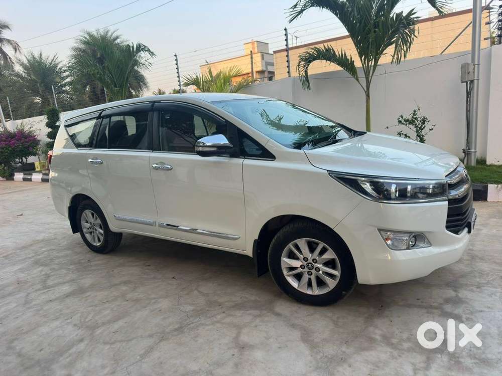 Toyota Innova Crysta 2018
