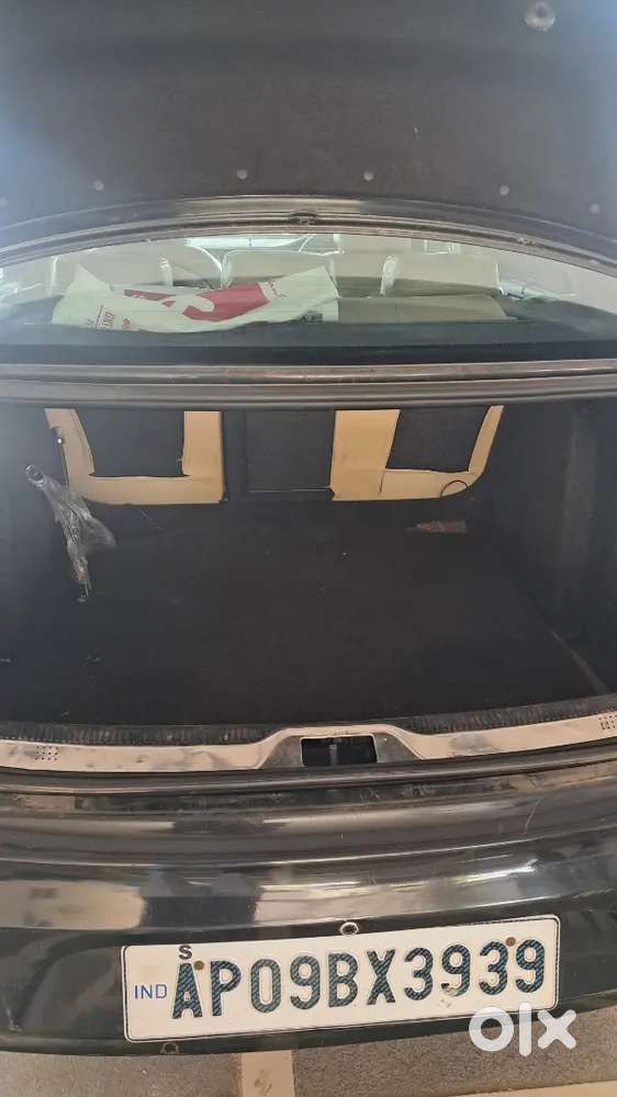 Skoda Superb High End Automatic & Sunroof In Excellent Condition