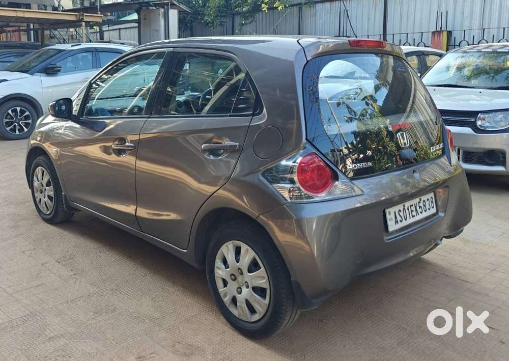 Honda Brio V Mt, 2013, Petrol