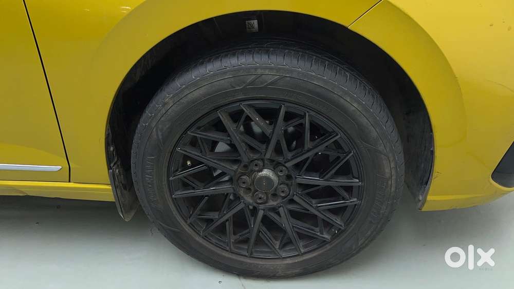 Volkswagen Virtus Highline Plus 1.0 Tsi At, 2022, Petrol