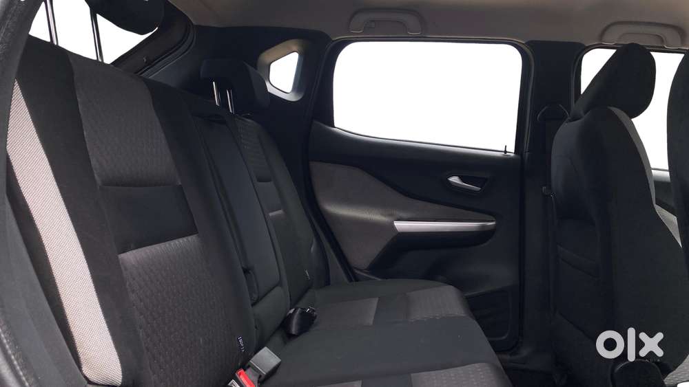 Nissan Magnite 1.0 Xv Turbo Cvt, 2021, Petrol