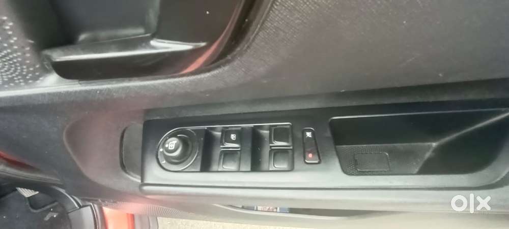 Tata Punch Camo Adventure Mt, 2021, Petrol
