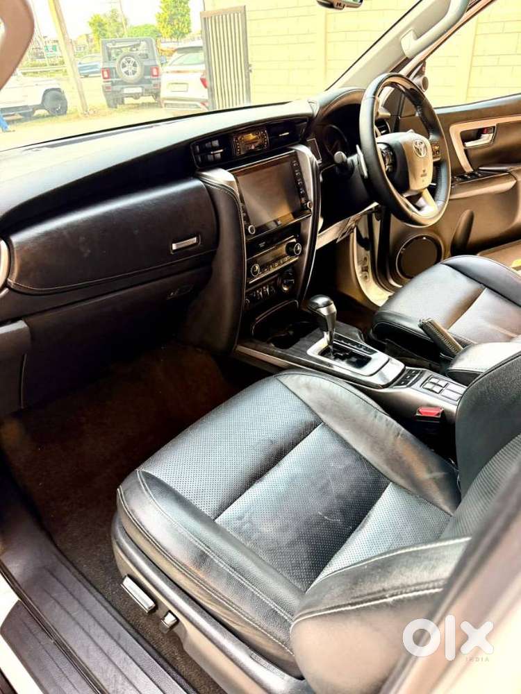 Toyota Fortuner 4x4 At 2.8 Diesel, 2021, Diesel