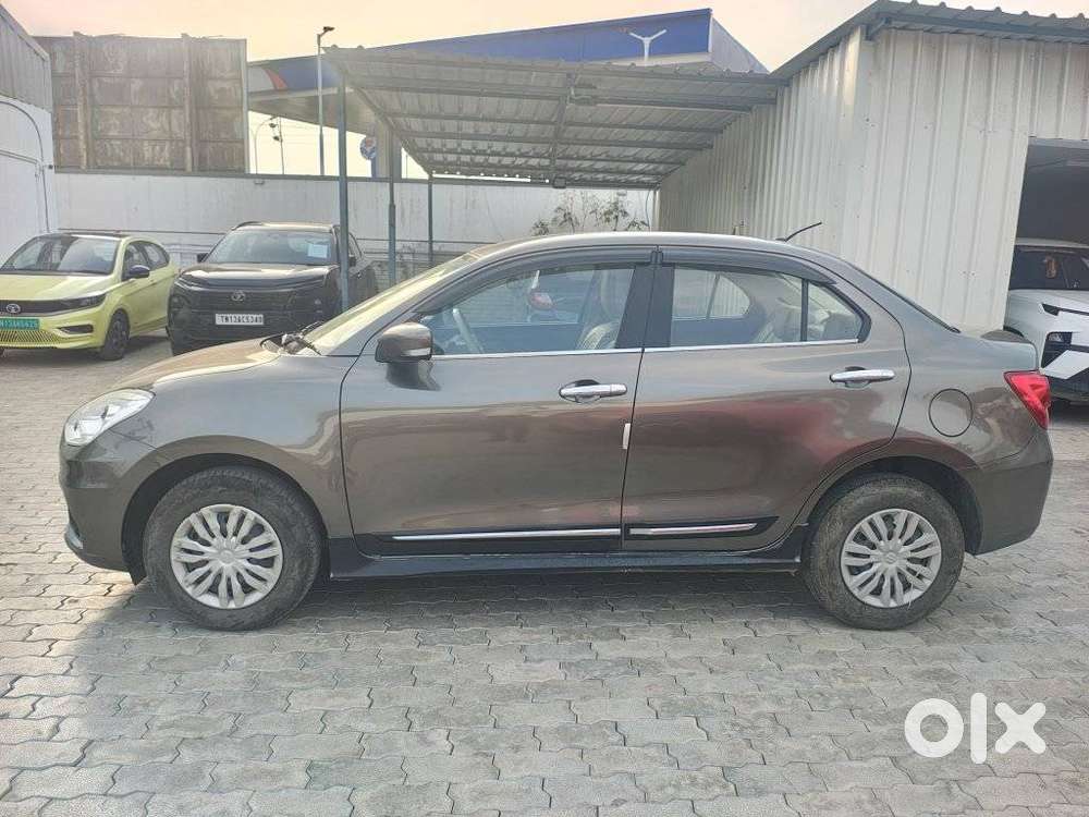 Maruti Suzuki Swift Dzire 1.3 Vxi, 2021, Petrol