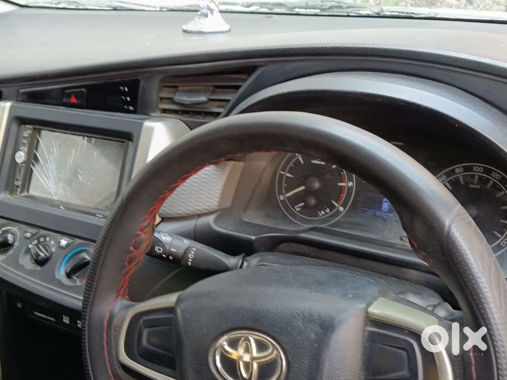 Toyota Innova Crysta G 7 Str, 2017