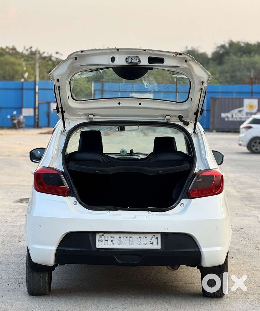 Tata Tiago 1.2 Revotron Xz (o), 2018, Petrol