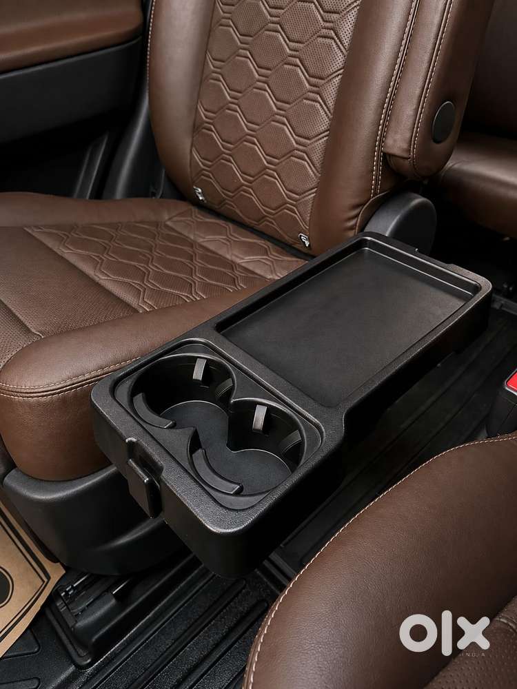 Toyota Innova Hycross 2.0 Zx Hybrid 7 Str, 2024, Petrol