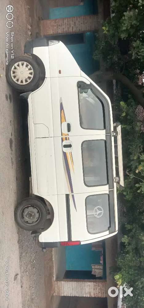 Maruti Suzuki Eeco 5 Str Cng 2014