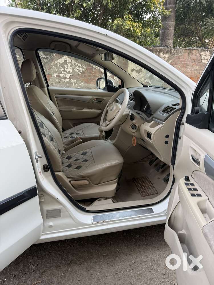 Maruti Suzuki Ertiga 2015-2018 Vdi Abs, 2015, Diesel