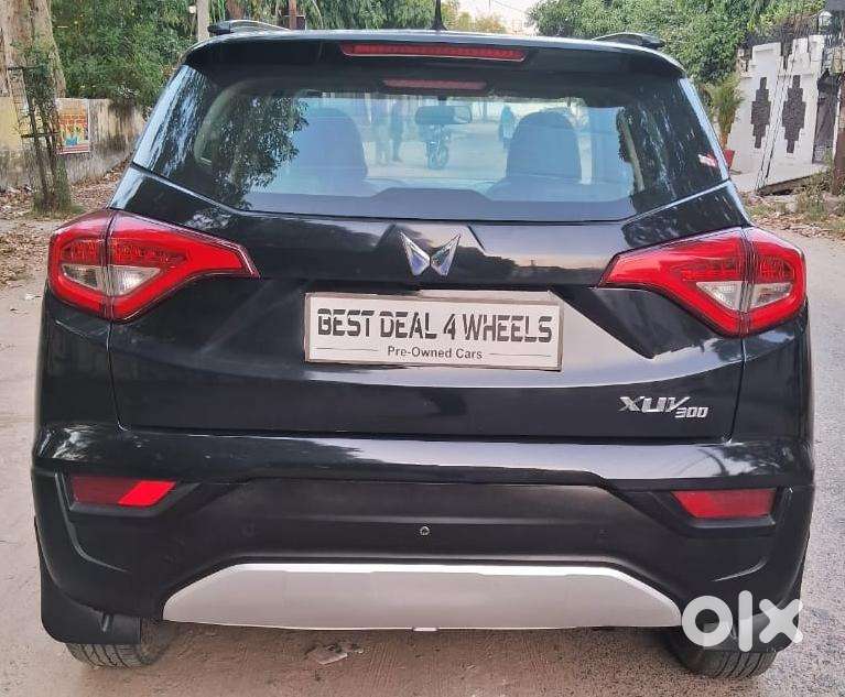 Mahindra Xuv300 W6, 2024, Petrol