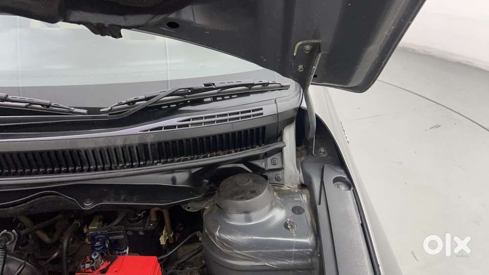 Maruti Suzuki Ciaz 2014-2017 At Zxi, 2016, Petrol