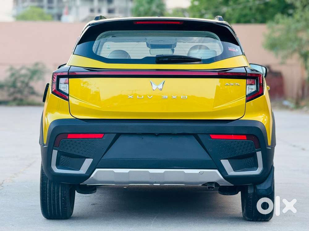 Mahindra Xuv 3xo Ax7l 1.2 Petrol At (pg), 2024, Petrol