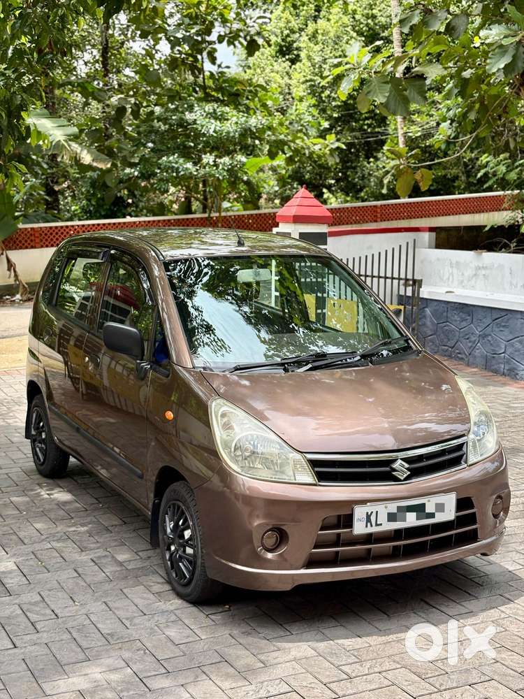 Maruti Suzuki Zen Estilo Lxi Bs Iv, 2011, Petrol