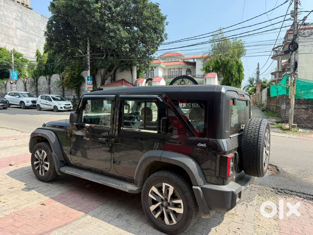 Mahindra Thar Roxx Diesel 2025