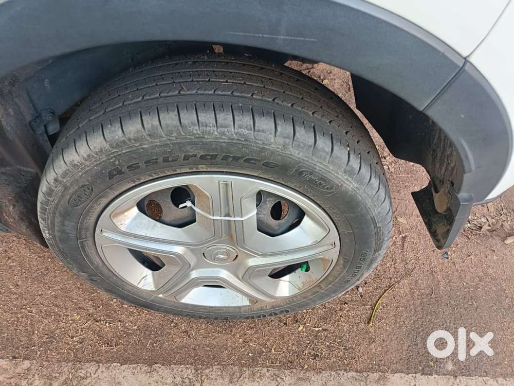 Tata Nexon 1.5 Revotorq Xm (s), 2022, Diesel