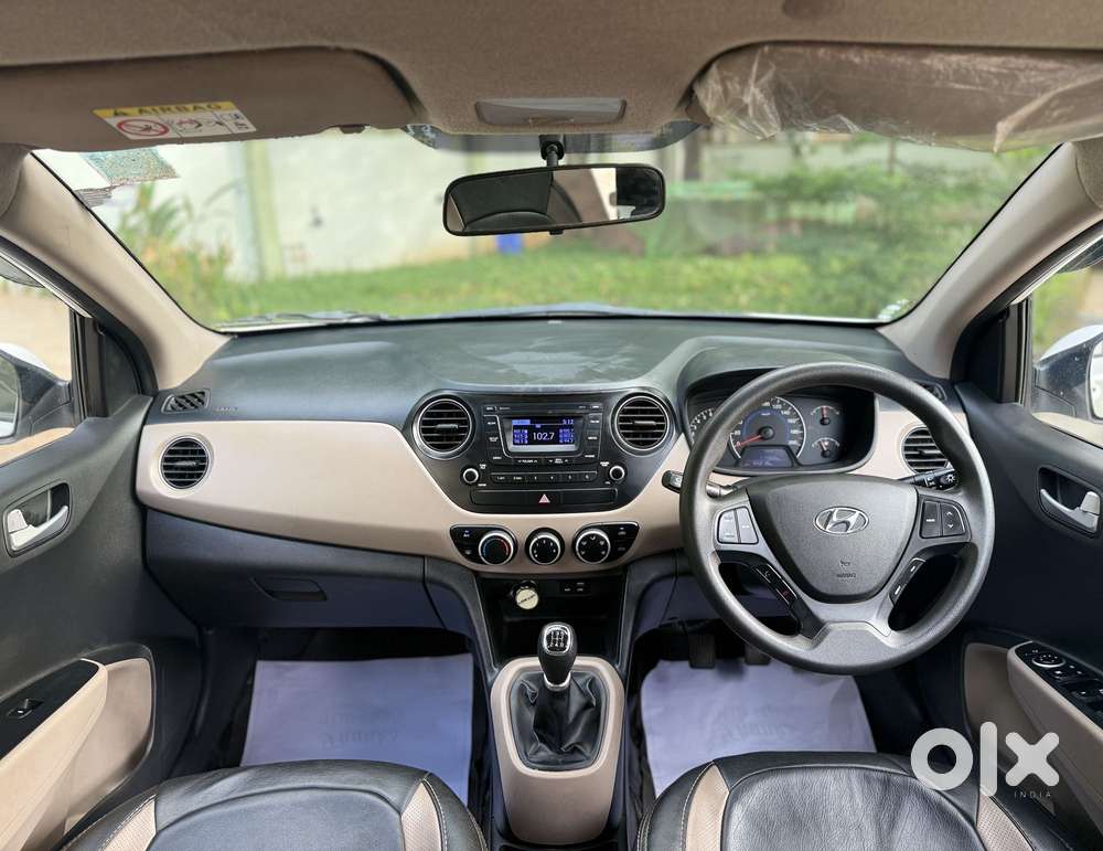 Hyundai I10 Sportz, 2016, Petrol