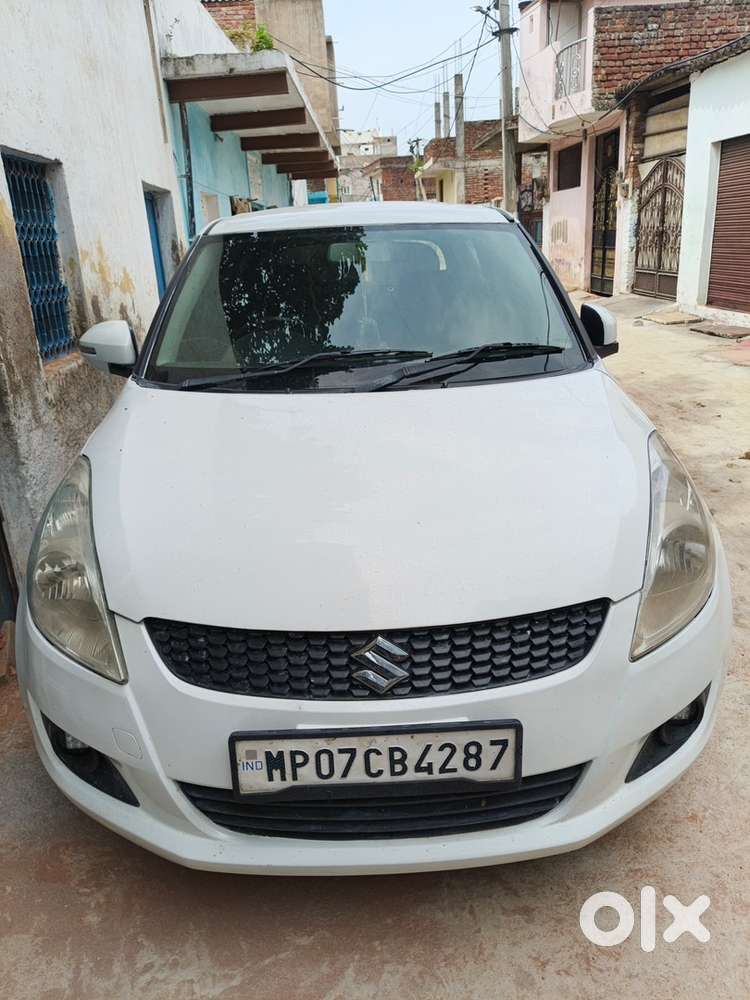 Maruti Suzuki Swift 2012 Diesel 80000 Km Driven