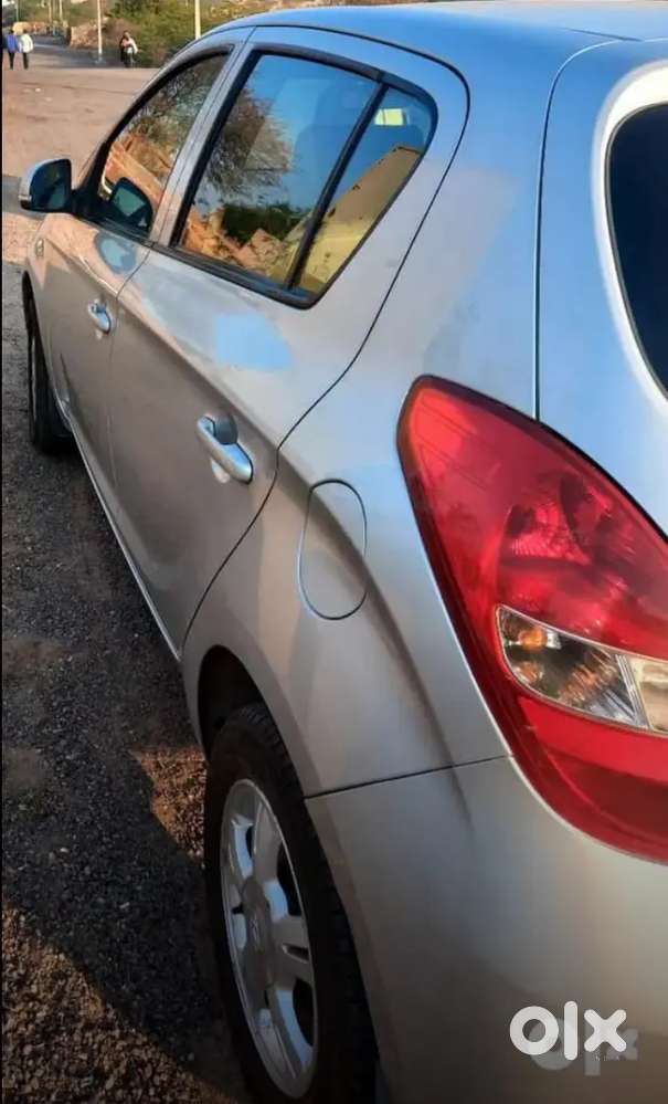 Hyundai I20 Asta Petrol 2011