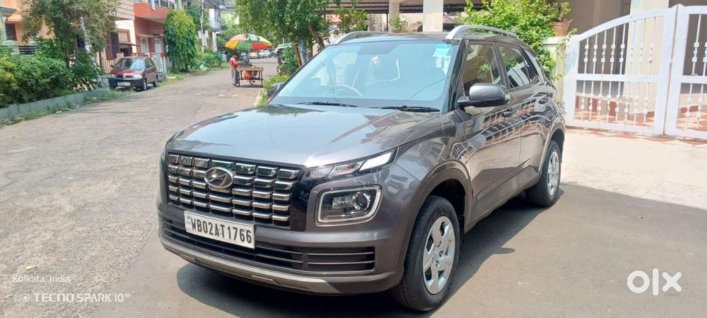 Hyundai Venue 1.2 S Plus, 2022, Petrol