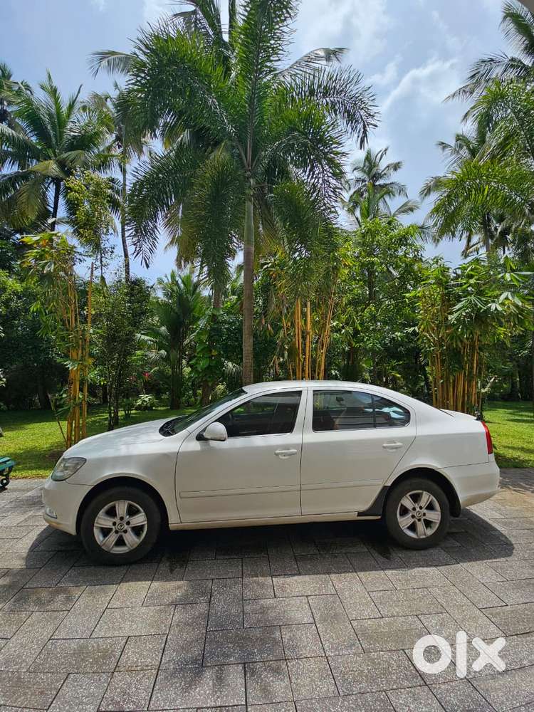 Skoda Laura 1.9 Tdi Mt Ambiente, 2009, Diesel
