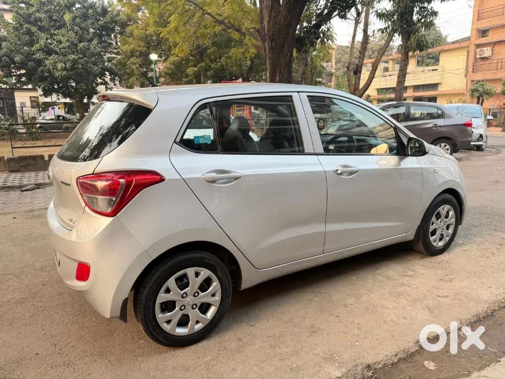 Hyundai Grand I10 2015 Petrol Well Maintained