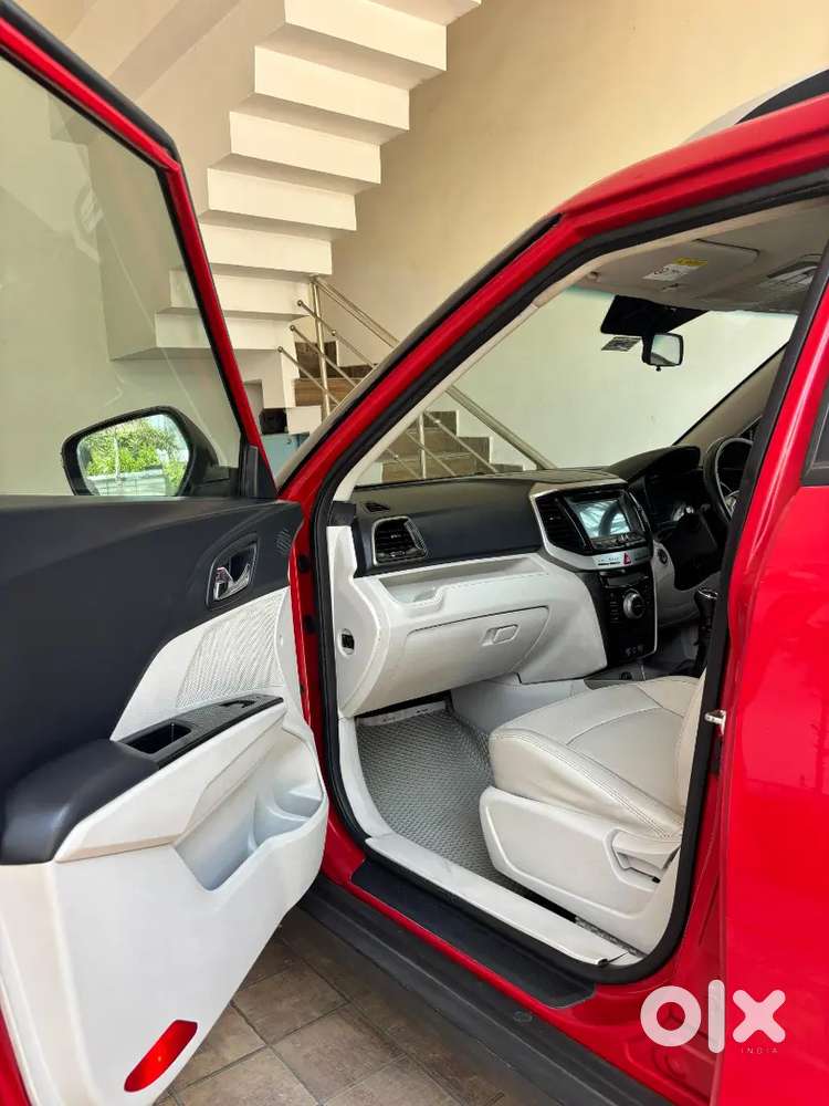 Top End Xuv 300 W8 Optional In Excellent Condition