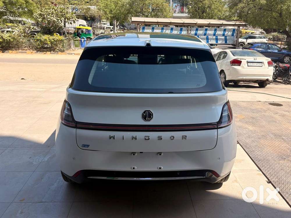 Mg Windsor Ev Essence, 2024, Electric