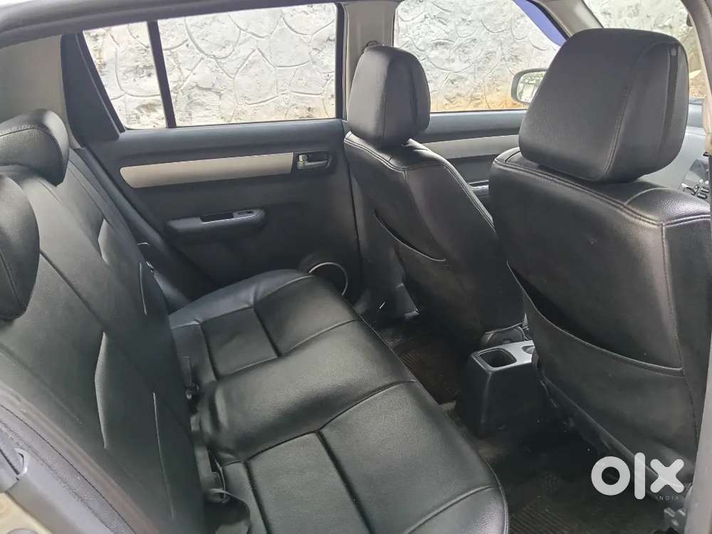 Maruti Suzuki Swift Zxi 2010