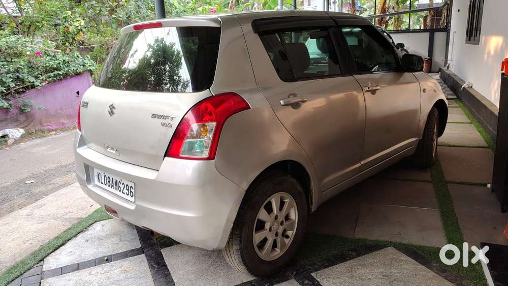 Maruti Suzuki Swift Vxi Optional, 2007, Petrol