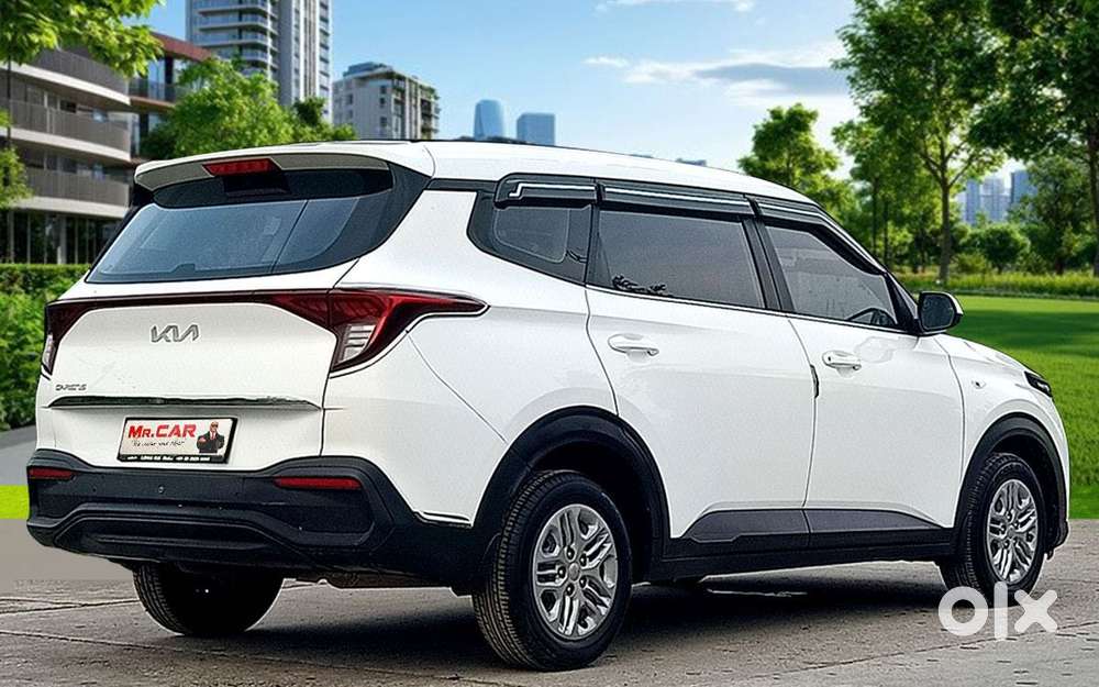 Kia Carens 1.5 Premium 7 Str, 2023, Petrol