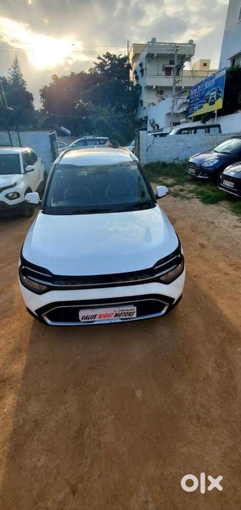 Kia Carens 1.4 Prestige 7 Str, 2023, Petrol