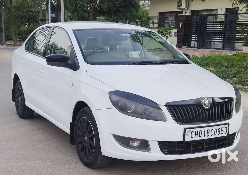 Skoda Rapid 1.5 Tdi At Elegance Black Package, 2015, Diesel