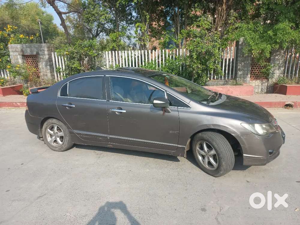Honda Civic 2011 Cng & Hybrids 127000 Km Driven With 14kg Cng Cylinder