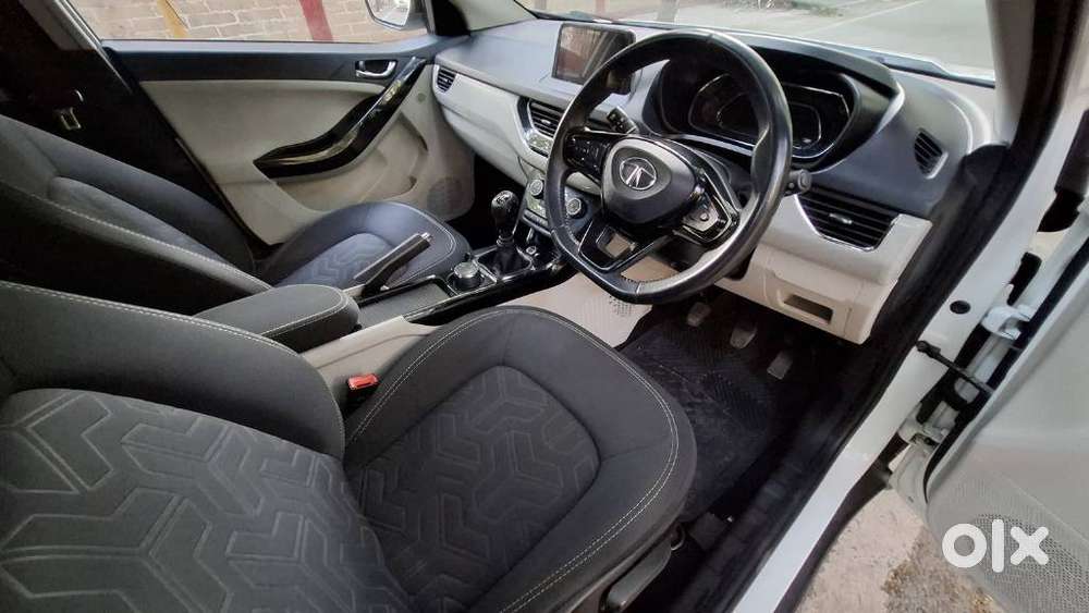 Tata Nexon 1.5 Revotorq Xz Plus (s), 2023, Diesel