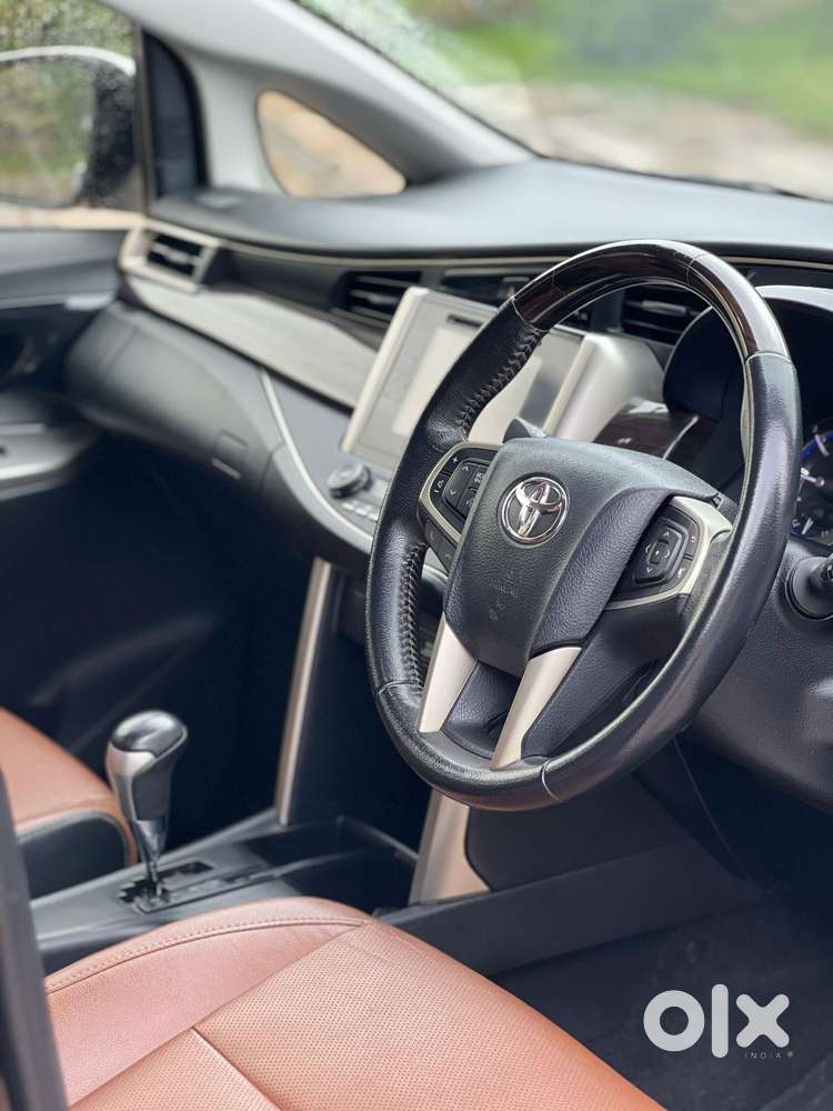 Toyota Innova Crysta 2.8z Automatic, 2019, Diesel