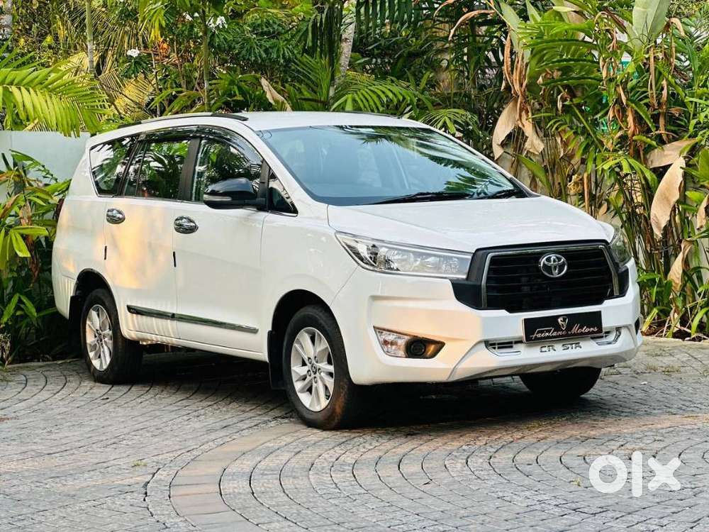 Toyota Innova Crysta 2.8 Gx At, 2016, Diesel