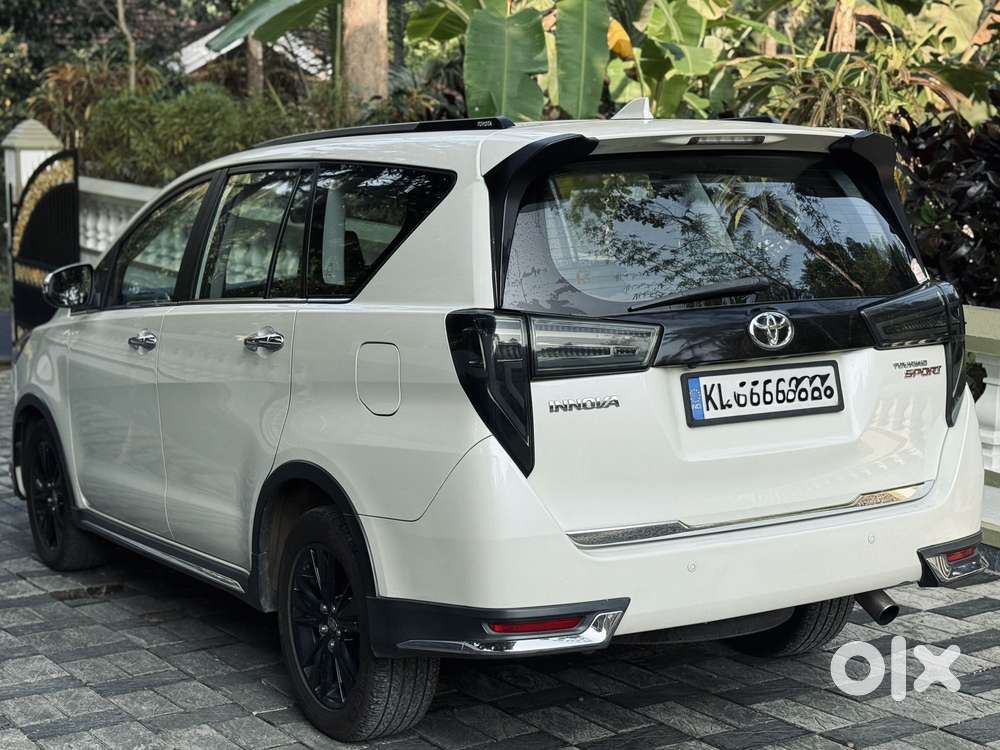 Toyota Innova Crysta 2.8 At Touring Sport, 2018, Diesel