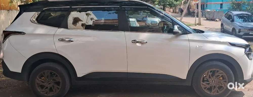 Kia Carens 2024 Petrol 9500 Km