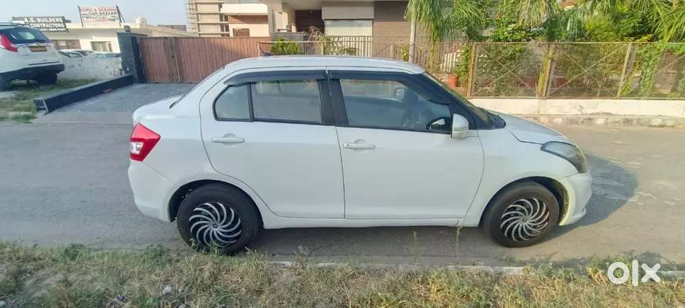 Maruti Suzuki Dzire 2017 Petrol 104633 Km Driven