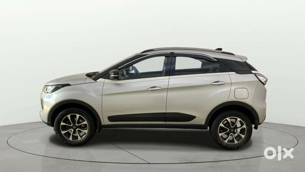 Tata Nexon 1.2 Revotron Xza Plus, 2021, Petrol