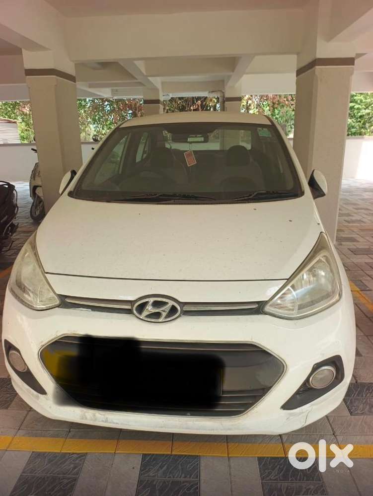 Hyundai Xcent 2016 Petrol Well Maintained