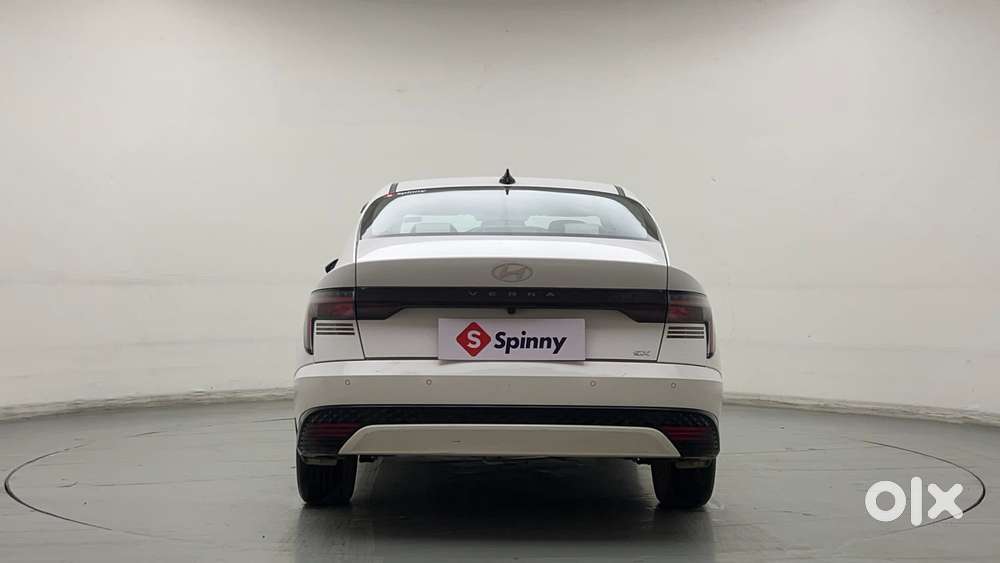 Hyundai Verna 1.5 Sx Petrol Mt, 2024, Petrol