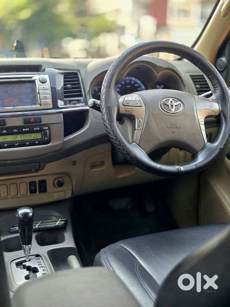 Toyota Fortuner 3.0 4x2 Automatic, 2013, Diesel