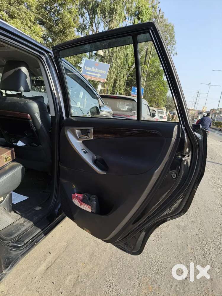 Toyota Innova Crysta 2019 Diesel 115500 Km Driven