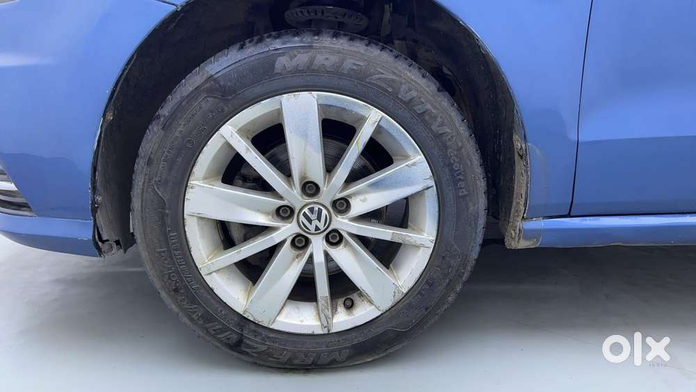 Volkswagen Ameo 1.2 Mpi Highline 16 Alloy, 2016, Petrol
