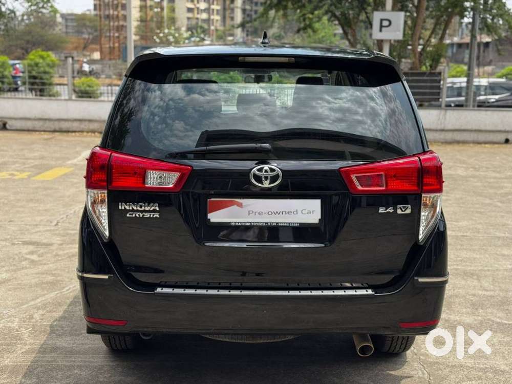 Toyota Innova Crysta [2020-ongoing] 2.4 Vx 8 Str, 2024, Diesel