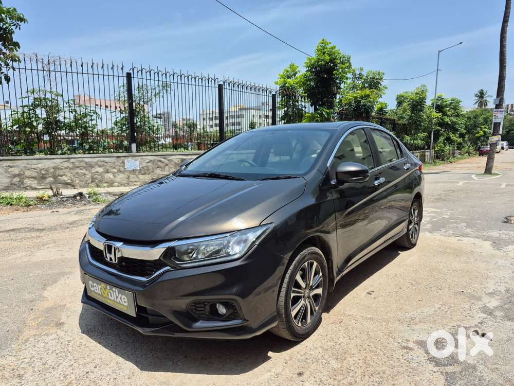 Honda City I-vtec V, 2017, Petrol