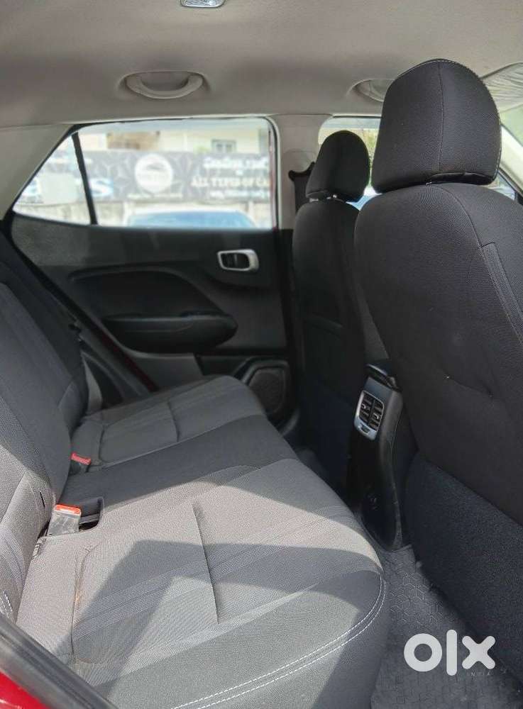 Hyundai Venue S, 2022, Petrol